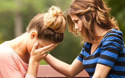 What NOT to Say (and what you SHOULD say) to a Grieving Friend