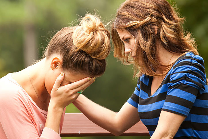 What NOT to Say (and what you SHOULD say) to a Grieving Friend